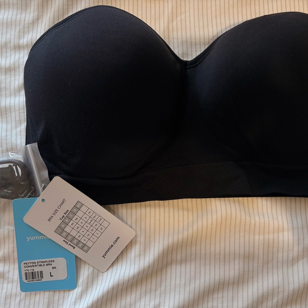 Seamless Strapless Black Bandeau Bra - - Picture 2 of 4